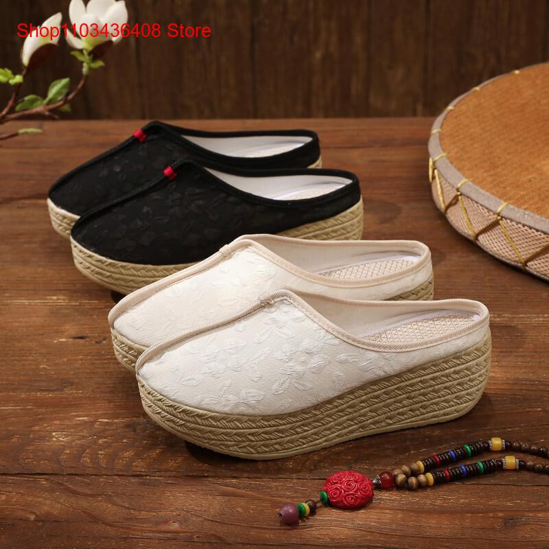 Ethnic And Fashion - شباشب بتصميم جديد، خفيفة الوزن ذات